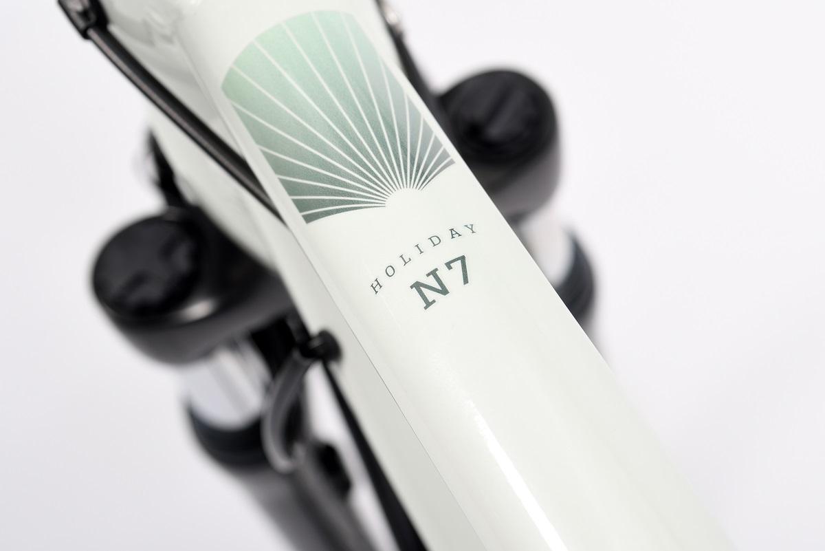 Holiday N7